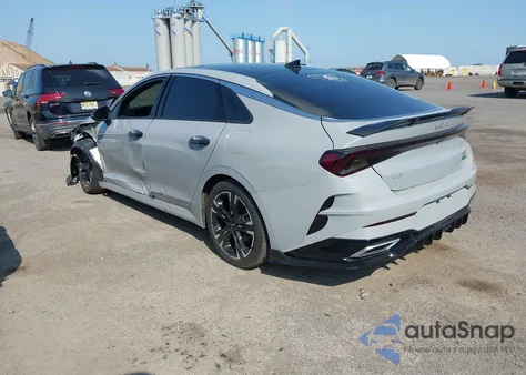 2023 Kia K5 Gt-Line z USA, uszkodzony, nr VIN 5XXG64J28PG198226